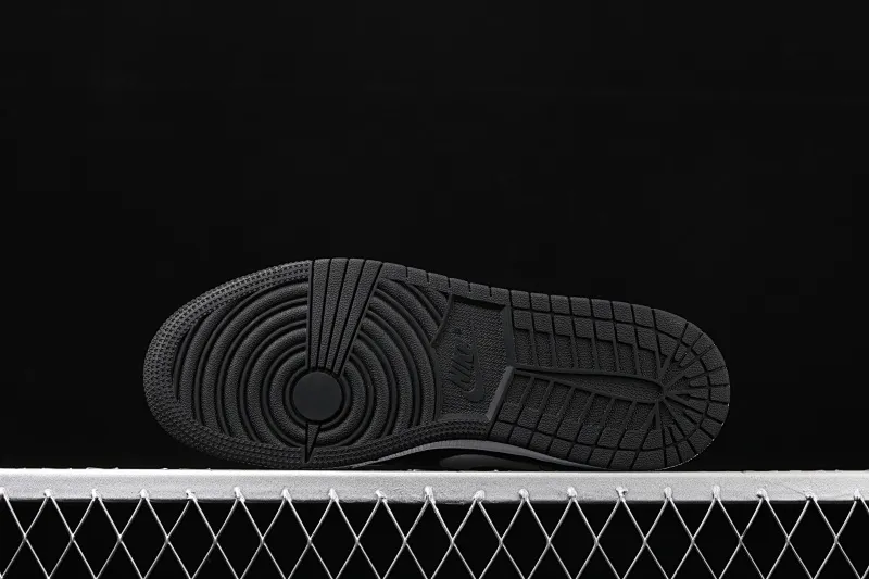All categories Air Jordan Jordan series basketball shoes Air Jordan 1 Low Air Jordan 1 Low Black White AJ1 Joe 1 black and white small patent leather 553560-002